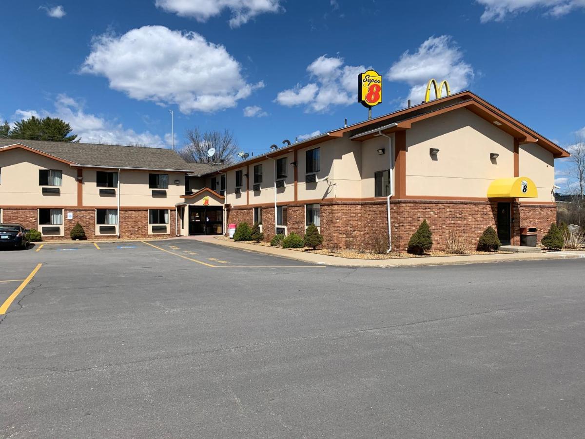 Super 8 By Wyndham Tilton/Lake Winnipesaukee Buitenkant foto